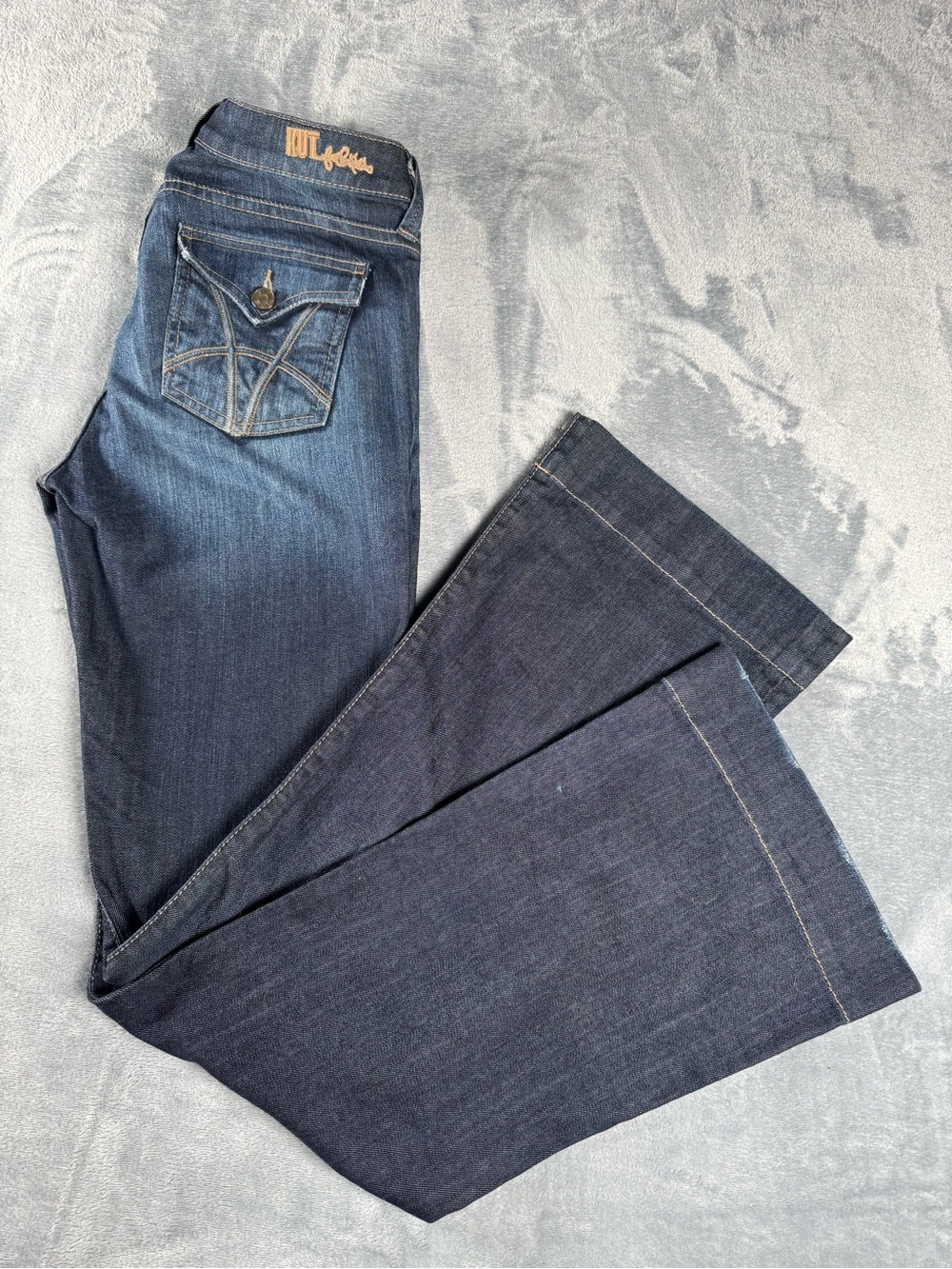 Kut From The Kloth Maggie Flare Jeans Size 4 Dark Wash Denim - Picture 3 of 6